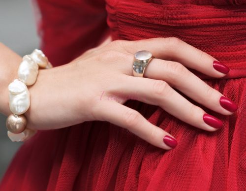 206 Red Battlement VICTORIA VYNN PURE CREAMY HYBRID