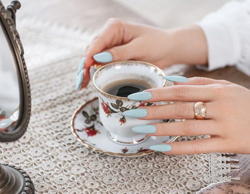 239 Vintage Patina Victoria Vynn Pure Creamy Hybrid