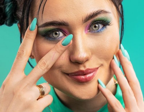  306 Mint Izuku VICTORIA VYNN GEL POLISH