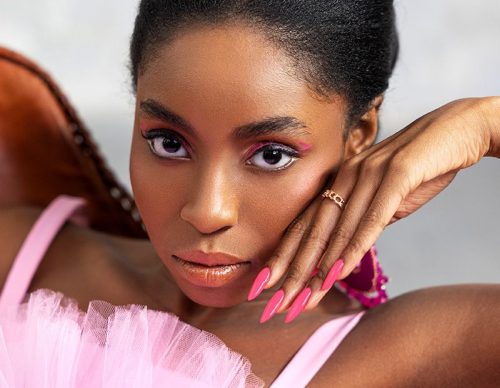  338 Frantic Rouge VICTORIA VYNN GEL POLISH