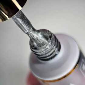 Nailvana - Cat eye gél lakk - 001 8ml