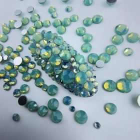 Strasszkő Green Opal MIX