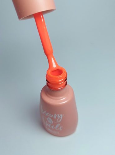 057 Intense LacGel Luxury Nails - Csemez