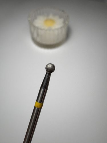 Meskó Anikó Gömb  S